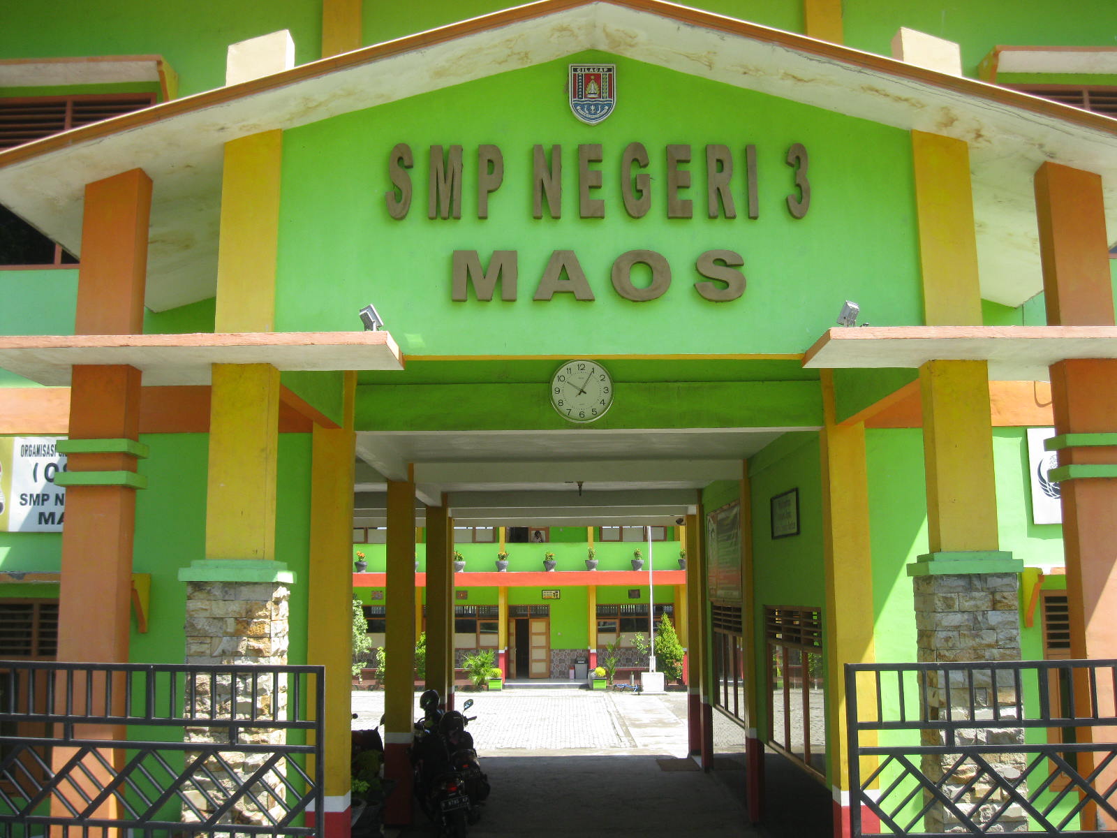 Mengenal SMP Negeri 3 Maos: Pintu Gerbang Pendidikan Berkualitas di Cilacap
